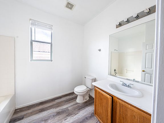 5th image of 5023 Droubay Dr