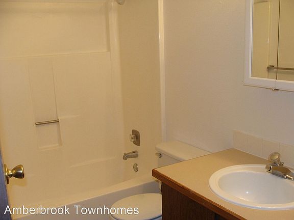 3rd image of 4321 W Hood Ave #D5