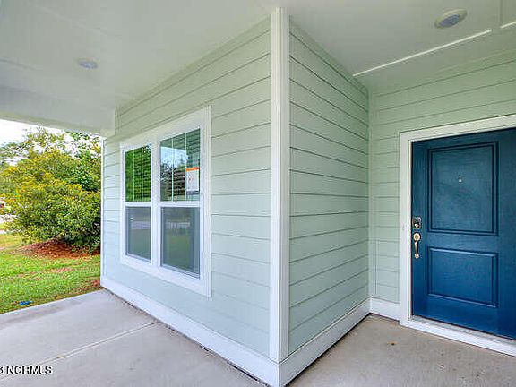 4th image of 711 Coniston Drive SE #32