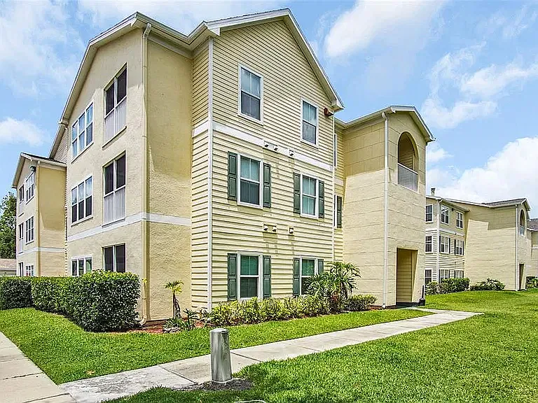 18103 Bridle Bit Ln, Tampa, FL 33647 — Photo 1