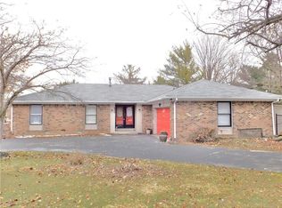 545 Zion Ln, Zionsville, IN 46077