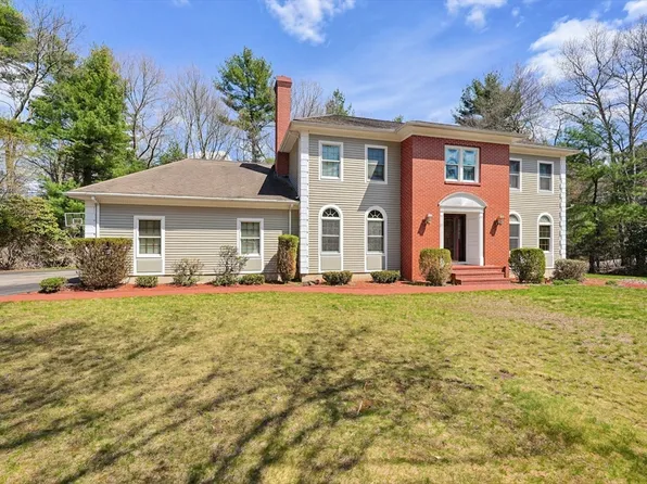 23 Cornerstone Dr, North Easton, MA 02356