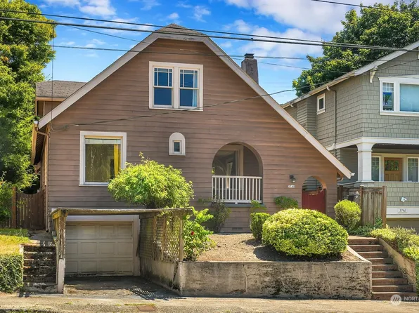 5748 25th Avenue NE, Seattle, WA 98105