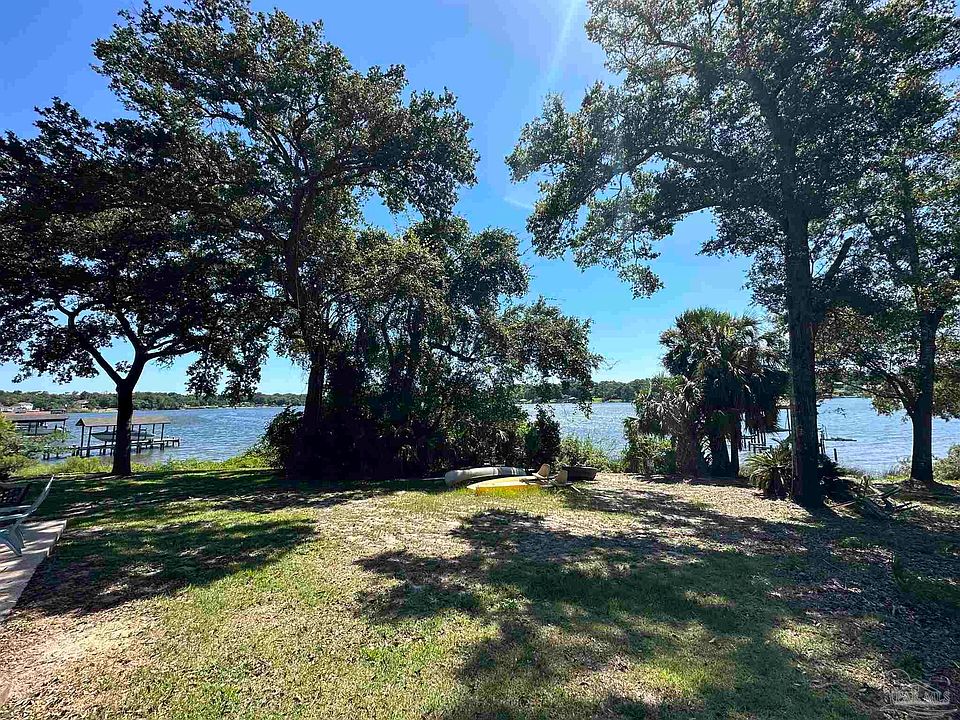 1st image of 1557 Bayou Blvd