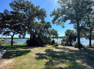 1557 Bayou Blvd, Pensacola, FL 32503