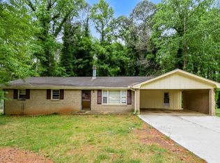 355 Arcadia Pl, Lilburn, GA 30047