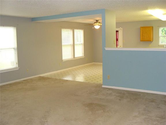 5th image of 14522 Lee Stewart Ln