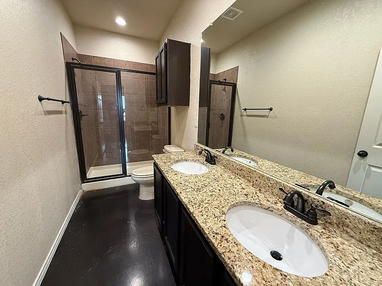 108 Stacy Ln — Photo 9