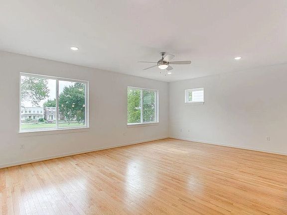 3rd image of 1212 Porter St #B