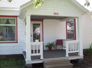 302 Harrison St, Newton, KS 67114