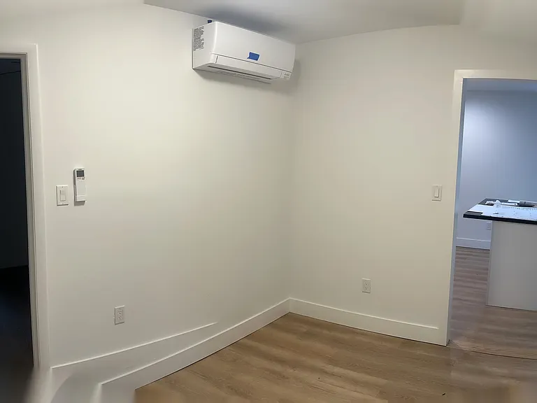 3603 Charles Ave — Photo 16
