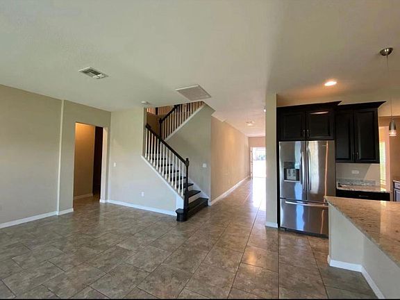 5th image of 14913 Honeycrisp Ln