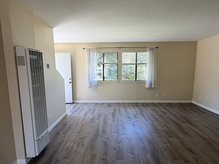279 Branch St #B — Photo 1