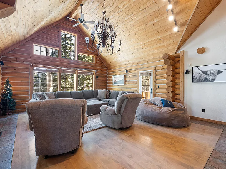 497 W Yarrow Ct — Photo 7