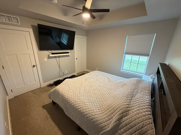 242 NW Common Pl — Photo 9