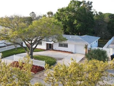 6570 Travelers Way S, Saint Petersburg, FL, 33707