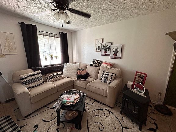 2nd image of 2208 Corona Dr APT A