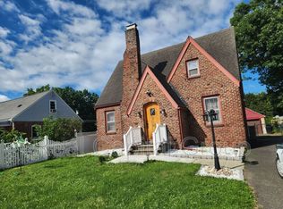 19 Elmhurst Ave, Rensselaer, NY 12144