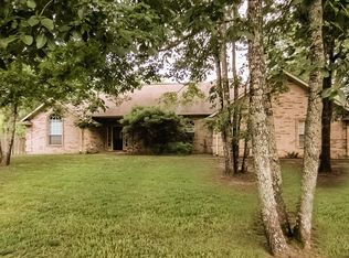 192 Llano Bnd, Holly Lake Ranch, TX 75765