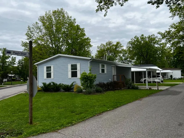 1 Peach St, Olmsted Falls, OH 44138