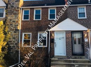 9 S 14th St, Darby, PA 19023