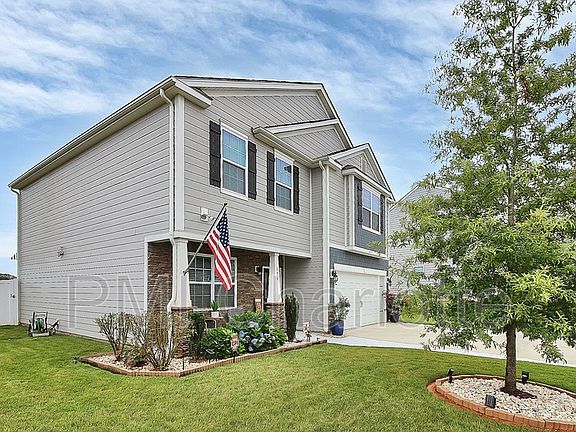 3rd image of 106 Honey Ct
