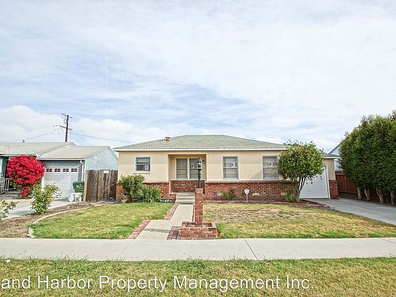 3rd image of 5453 W 122nd St