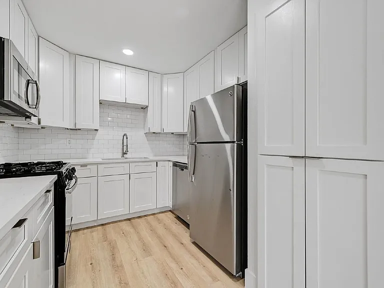 2617 Ektom Dr #B — Photo 11