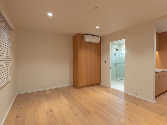 3rd image of 2403 Centinela Ave #G