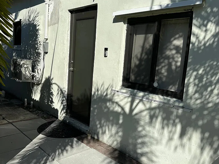 1745 NE 172nd St — Photo 11