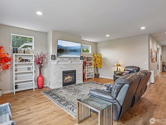 5th image of 7600 NE 176th Avenue