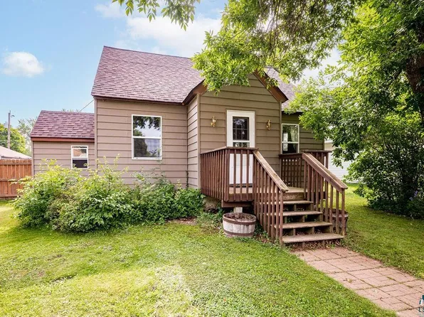 716 Balsam St, Cloquet, MN 55720
