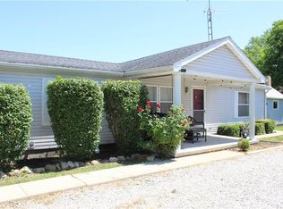 8519 S Bridgeton Rd, Rosedale, IN 47874