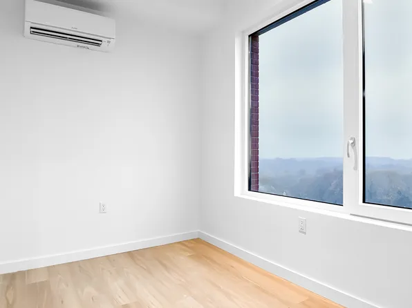 974 Carroll Street image 12 of 59