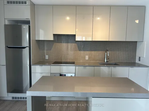 7 Grenville St, Toronto, ON