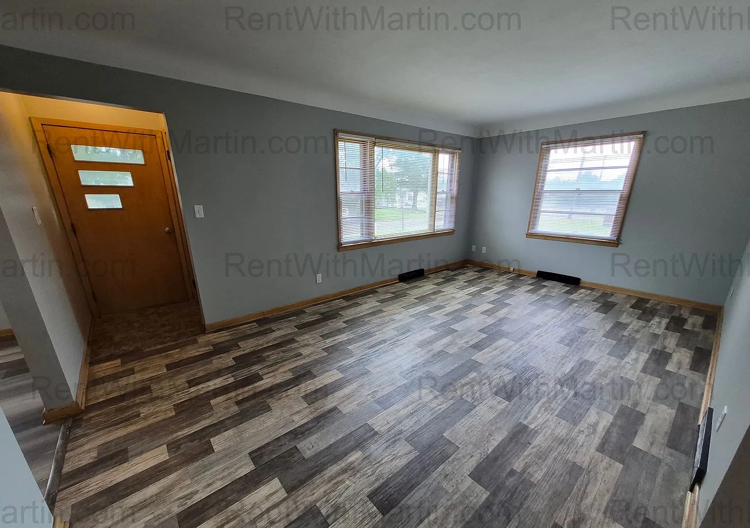 For Rent- 413 Hope — Photo 4
