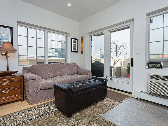 4th image of 40-01 34th Ave #5D