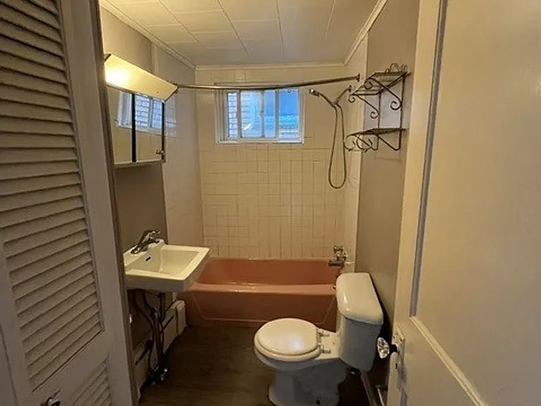 141 W Abbott St — Photo 10
