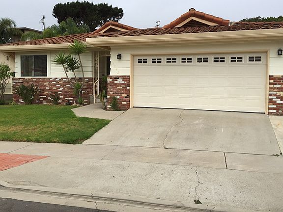 2nd image of 5242 Vickie Dr