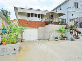 27 Roosevelt Ave, Staten Island, NY