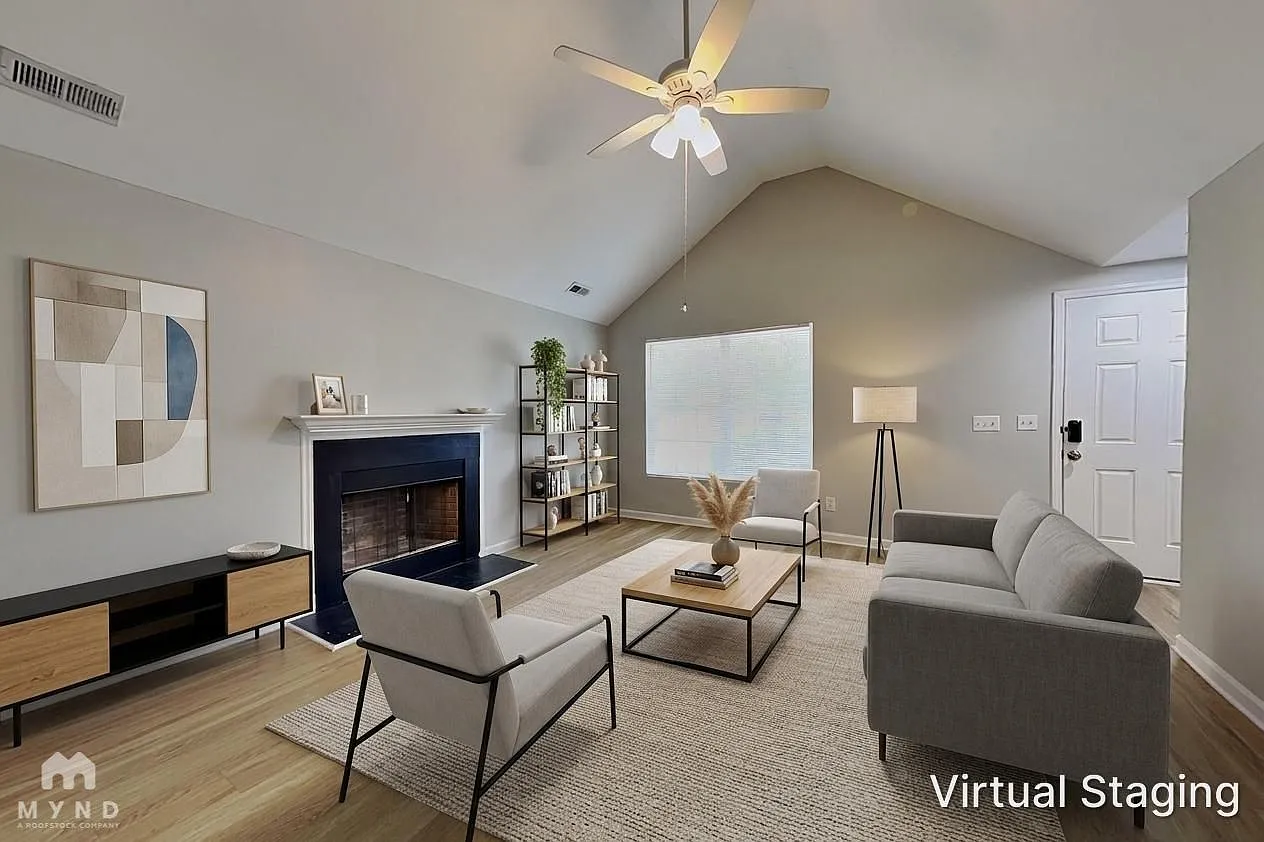 3 bed, 2.0 bath, 1347 sqft, $1,775 — Photo 2