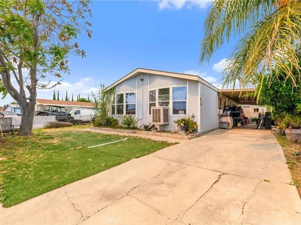 136 San Luis Dr, Perris, CA 92571