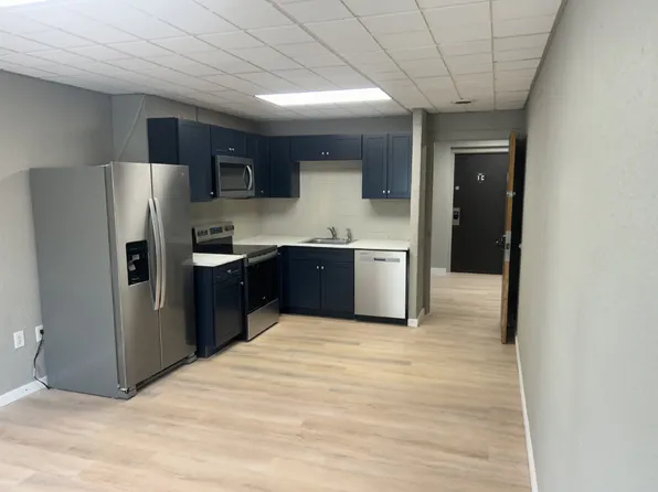 1339 W Vest St, Marshall, MO