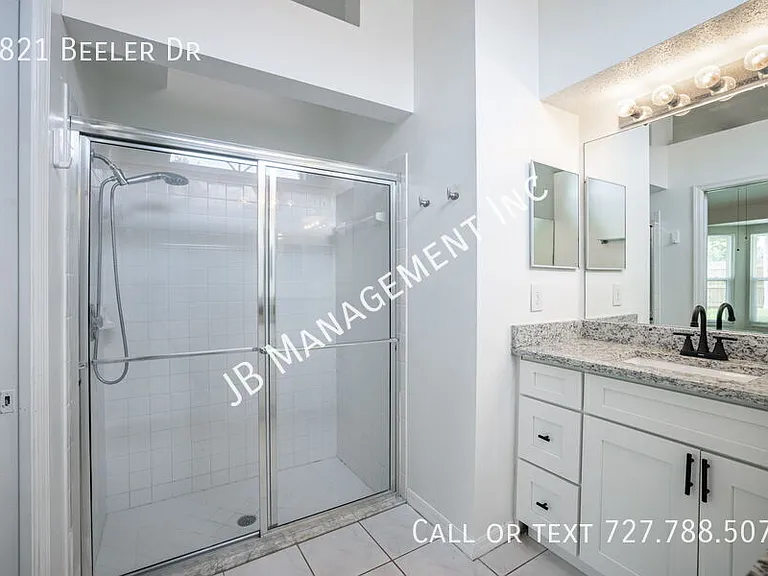 8821 Beeler Dr — Photo 16
