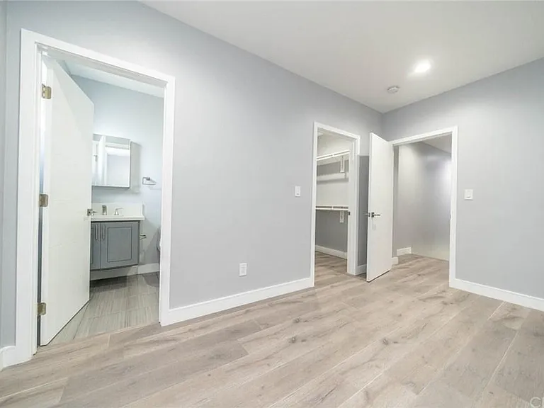 4820 Saint Charles Pl — Photo 18