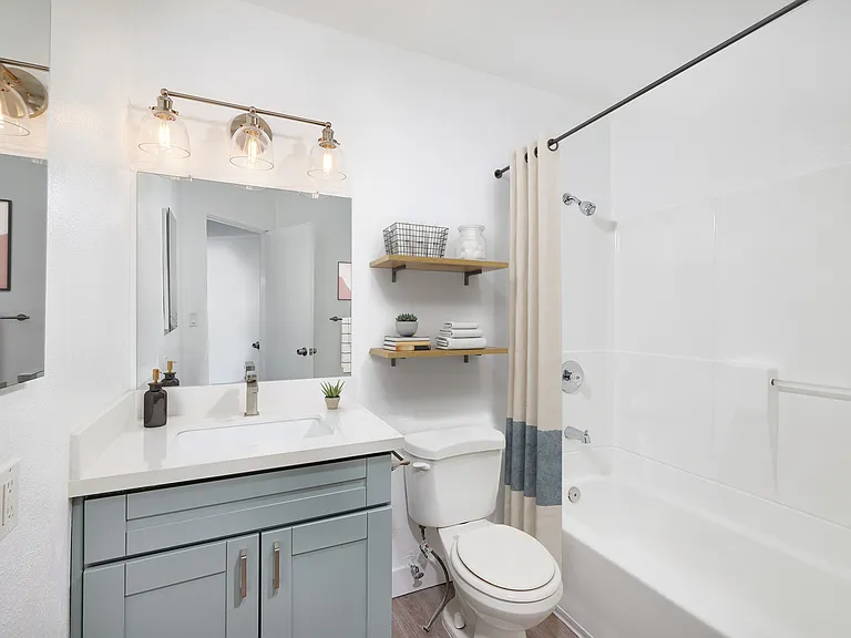 Elivia Apartments — Photo 8