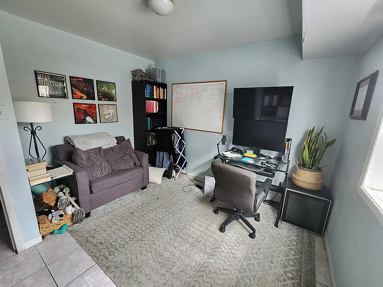 380 Frank St #7 — Photo 10