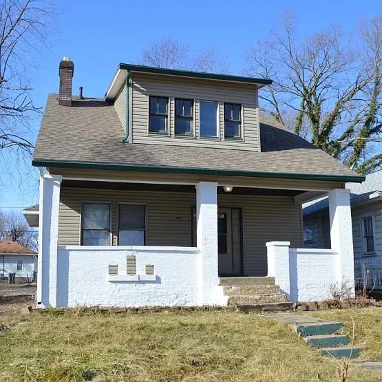 614 N Denny St photo 1