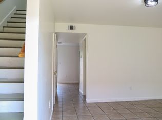 637 Farmington Pl #8, Gretna, LA 70056