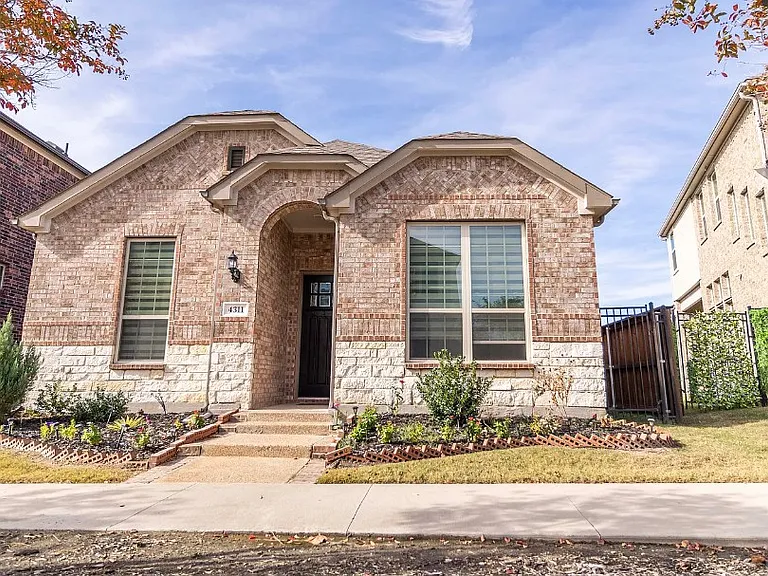 4311 Fall Blossom Dr — Photo 1